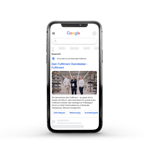 Smartphone-MockUp der Google Ads Anzeige für Cella im Bereich Logistik und Fulfillment.